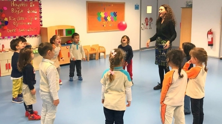 İnciler Sınıfı “Kahkaha Oyunu” Oynadı