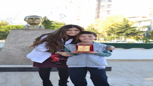 Antalya Okyanus Koleji "Kasım Ayı Örnek Öğrencileri" Belirlendi