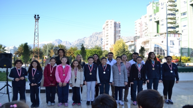 Antalya Okyanus Koleji'nin Kasım Ayı "NÖS" Şampiyonları