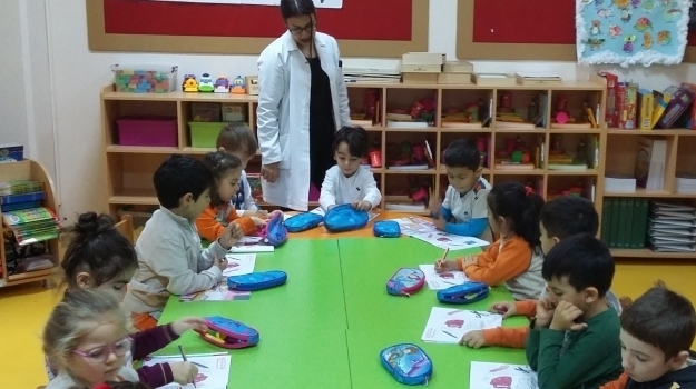 Avcılar Bulutlar Grubu İngilizce Etkinliğinde