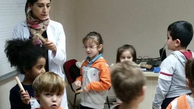 Avcılar Okyanus Koleji A Grubu Müzik Yetenek Kulübünde