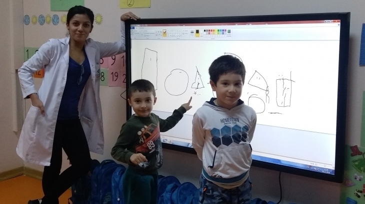Avcılar Okyanus Koleji A Grubu Öğrencileri Resim İlgi ve Yetenek Dersinde
