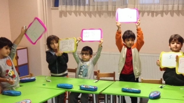 Avcılar Okyanus Koleji A Grubu Öğrencileri Fen-Matematik Yetenek Kulübünde
