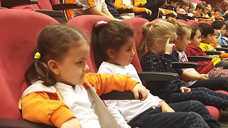 Avcılar Okyanus Koleji Anaokulu Öğrencileri Tiyatro Etkinliğinde