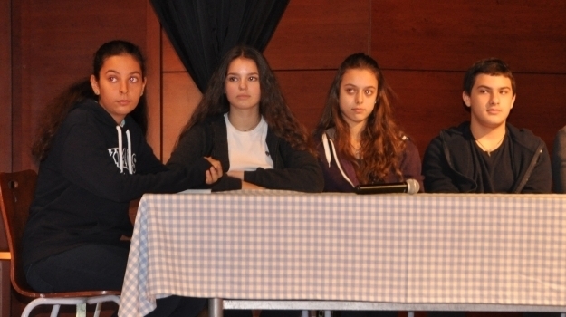 Avcılar Okyanus Lise Öğrencileri TEOG Deneyimlerini 8.Sınıf Öğrencileri ile Paylaştılar