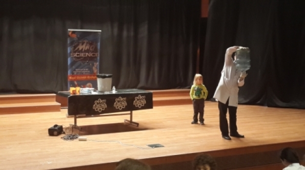 Avcılar Okyanus Okul Öncesi Öğrencileri Mad-Science Etkinliğinde