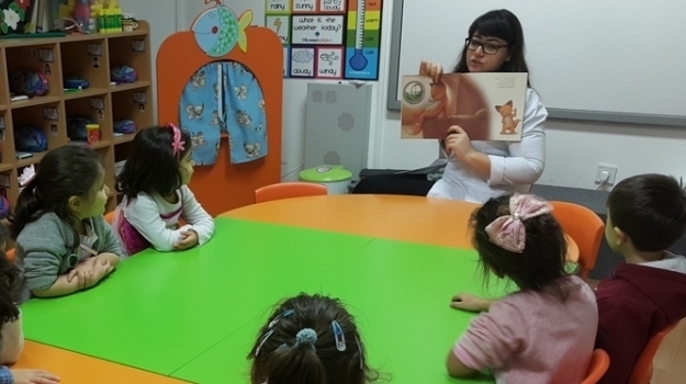 Bahçelievler Okul Öncesi Deniz Yıldızı Grubu Öğrencileri Bilingual Dersinde