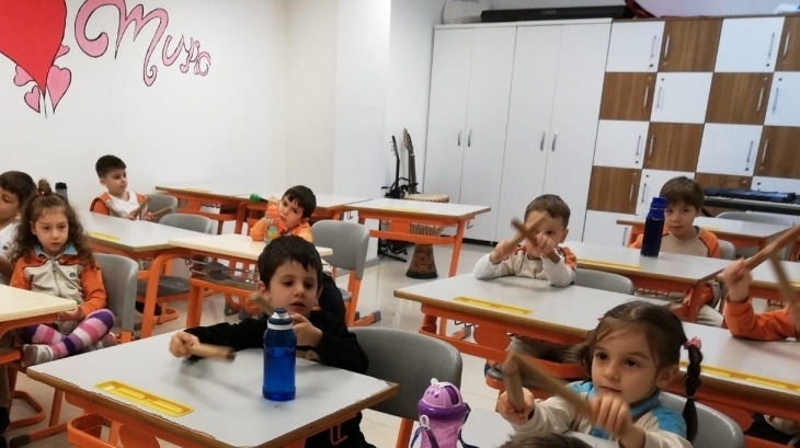 Bahçelievler Okul Öncesi Öğrencileri İlgi ve Yetenek Merkezlerinden Müzik Eğitiminde