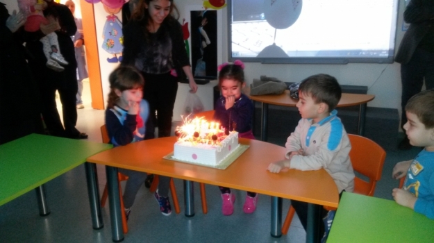 Bahçelievler Okyanus Koleji Balıklar Grubu  İle Eğlenceli Doğum Günümüz