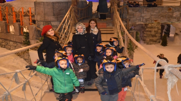 Bahçelievler Okyanus Koleji Kuşlar ve Çiçekler Grubu Öğrencileri “Snowpark”ta