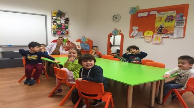 Bahçelievler Okyanus Okul Öncesi Balıklar Grubu  Bilingual Derslerinde Eğlenerek Öğrenmeye Devam Ediyor