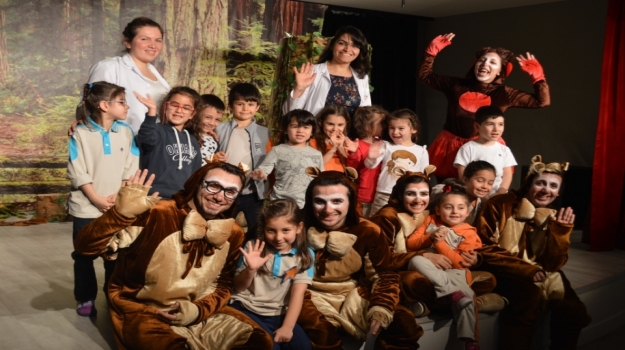 Bahçelievler Okyanus Okul Öncesi Öğrencileri Tiyatro İzliyor