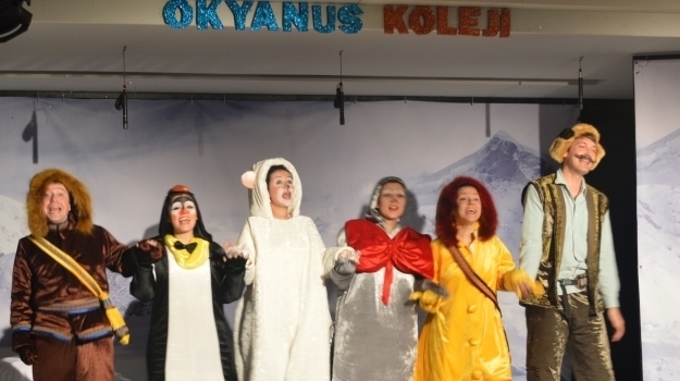 Bahçelievler Okyanus Okul Öncesi Öğrencileri Tiyatro İzliyor