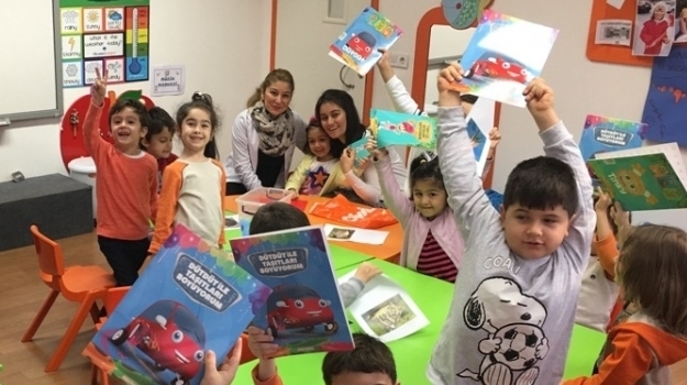 Bahçelievler Okyanus Okul Öncesi Rüzgâr Grubu Aile Katılım Etkinliğinde