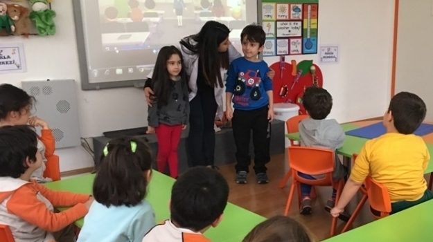 Bahçelievler Okyanus Okul Öncesi Rüzgâr Grubu İlköğretime Hazırlık Dersinde