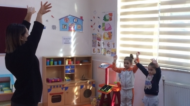 Bahçeşehir B Grubu Öğrencileri Dans İlgi-Yetenek Etkinliğinde