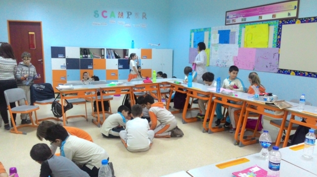 Bahçeşehir Okyanus Koleji İlkokulunda Matematik Dersi Etkinliği