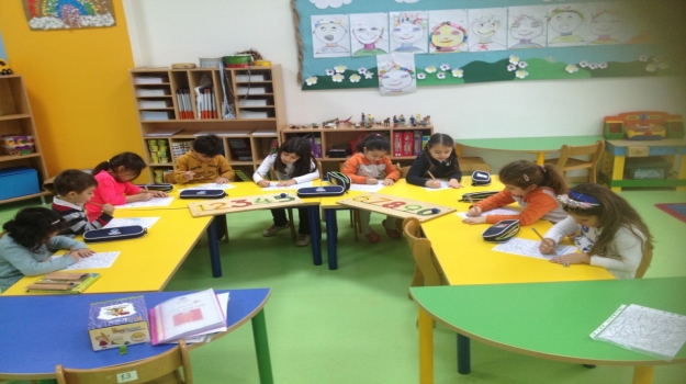 Bahçeşehir Okyanus Okul Öncesi Çince Sayıları Öğreniyor