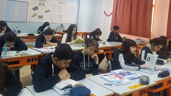 Bahçeşehir Okyanus Koleji Ortaokul Kademesi Kitap Okuma Etkinliği