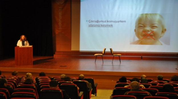 Bahçeşehirde Aile İçi İletişim ve Empati Semineri