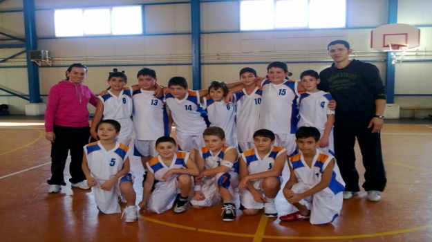 Bahçeşehirli Basketciler Şampiyonluğa Ulaştı