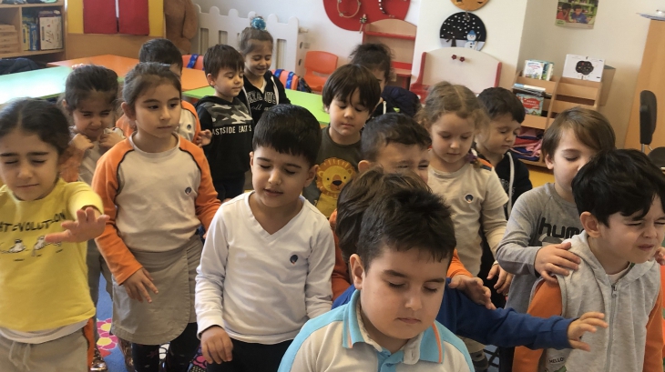 Beykent Okul Öncesi Balıklar Grubu Dünya Engelliler Günü Konusunu İşliyor