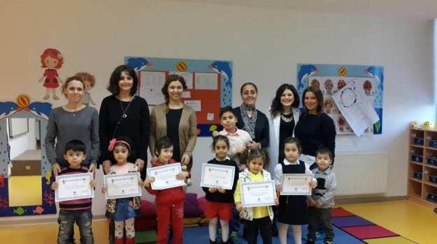Beykent Okyanus Koleji Miniklerinden ve Annelerinden En Güzel Pastalar
