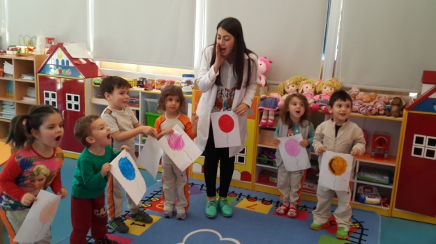 Beykent Okyanus Koleji Okul Öncesi Çiçekler Grubu Öğrencileri Oyun Etkinliğinde