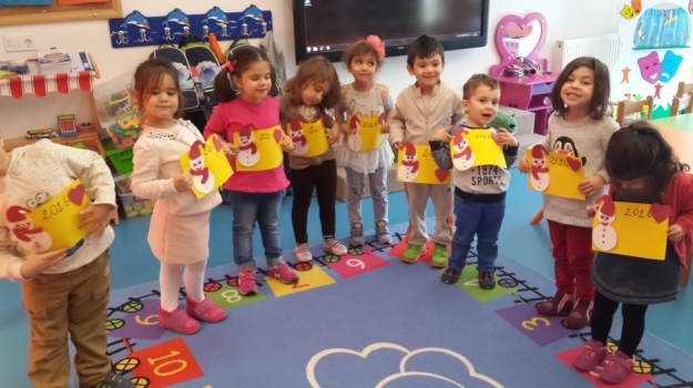 Beykent Okyanus Koleji Okul Öncesi Çiçekler Grubu Öğrencileri Sanat Etkinliğinde