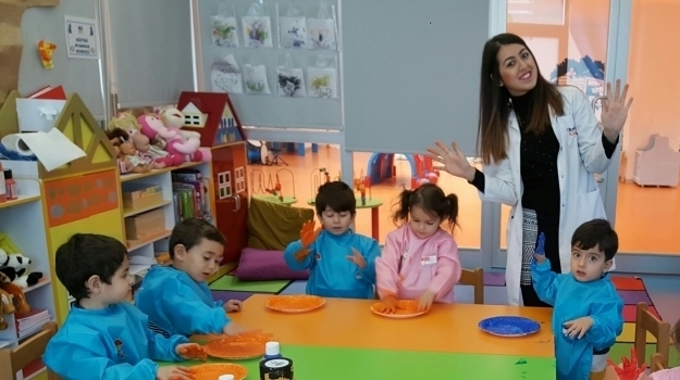 Beykent Okyanus Koleji Okul Öncesi Çiçekler Grubu Öğrencileri Sanat Etkinliğinde
