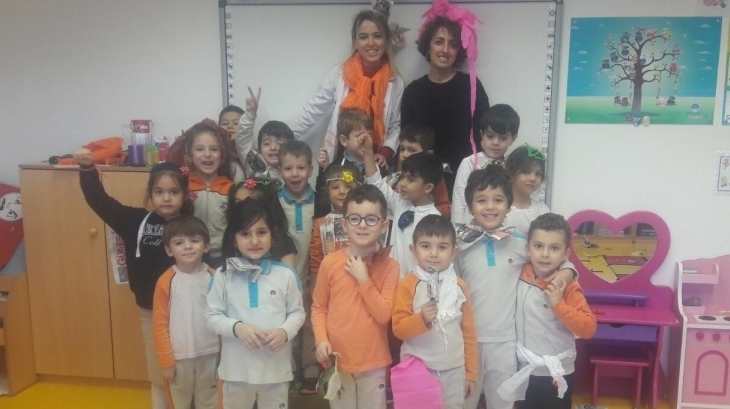 Beykent Okyanus Koleji Okul Öncesi Güneş ve Gökkuşağı  grubu  Yaratıcı Drama dersinde;