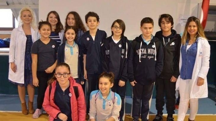 Ortaokul Kademesi Öğrencilerinden Kasım Ayı 'Star of The Month'ları Seçildi