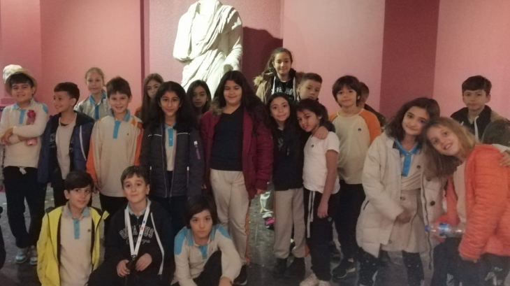 Bornova Okyanus İlkokulu 4. Sınıf Öğrencilerimiz Etnografya Müzesi'nde