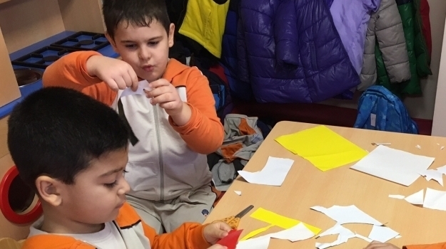 Çekmeköy Okyanus Okul Öncesi Yıldızlar Grubu Sanat Etkinliği Dersinde