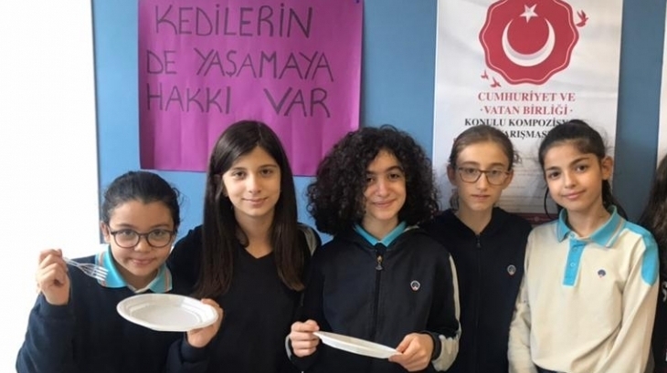Eryaman Okyanus Koleji 6-A Sınıfı Öğrencileri Sokak Hayvanları İçin Yem ve Yuva Kampanyası Başlattılar!