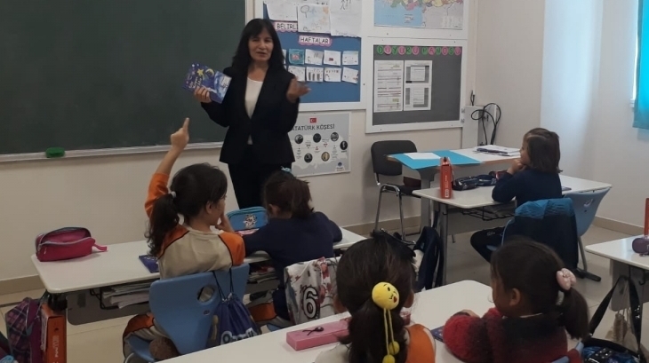 Eryaman Okyanus Koleji İlkokul Kademesi 2. Sınıflar Yazar Buluşması