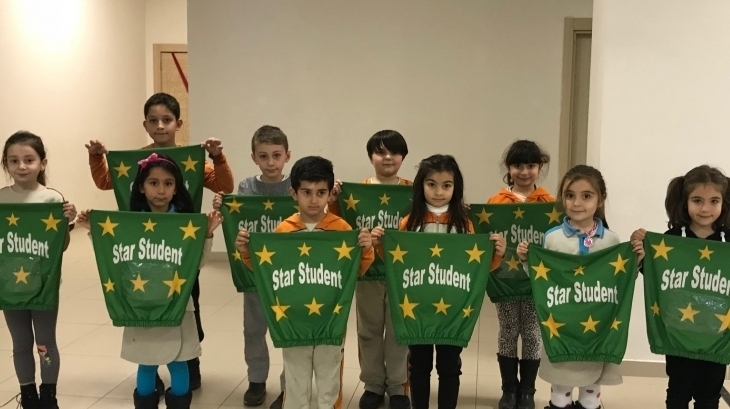 İlkokul Kademesinde Haftanın Star Student Öğrencileri Seçildi
