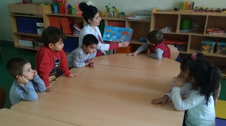 Eryaman Okyanus Koleji Okul Öncesi Çiçekler Sınıfı İngilizce Dersinde ''Five Silly Snowmen''Adlı Hikaye İle Çok Eğlendiler