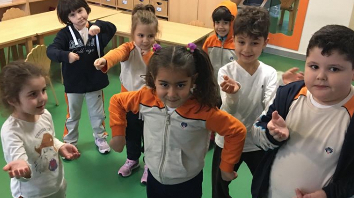 Eryaman Okyanus Koleji Okul Öncesi Öğrencileri Drama Dersindeler