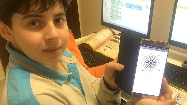 Fatih Okyanus Ortaokul App Inventor Kulüp Öğrencileri Mobil Uygulama Yapıyor