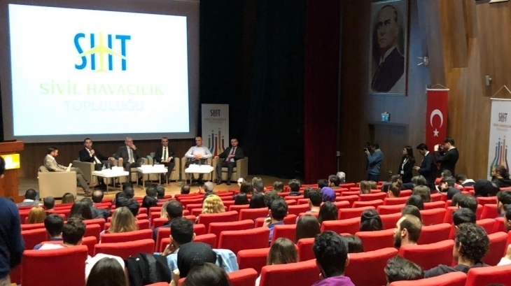 Fatih Okyanus Koleji Havacılık Kariyer Kulubü Öğrencileri 3.Havacılık Zirvesi Etkinliğinde
