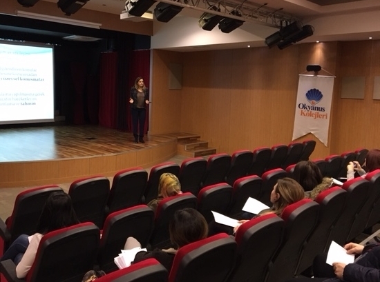 Ortaokul Kademesi Anne Baba Okulu ‘Aile İçi İletişim’ Veli Semineri Yapıldı