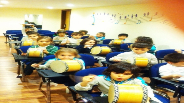 Fatih Yıldızlar Gurubu Ritm Çalışması Yapıyor
