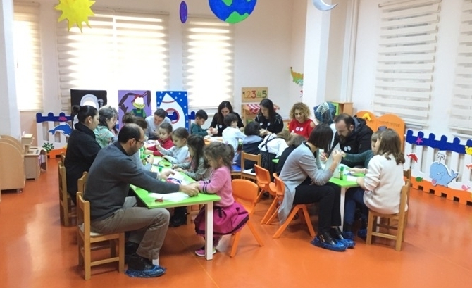 Güneşli Okyanus Koleji Okul Öncesi Öğrencileri Ailemle Okuldayım Etkinliğinde