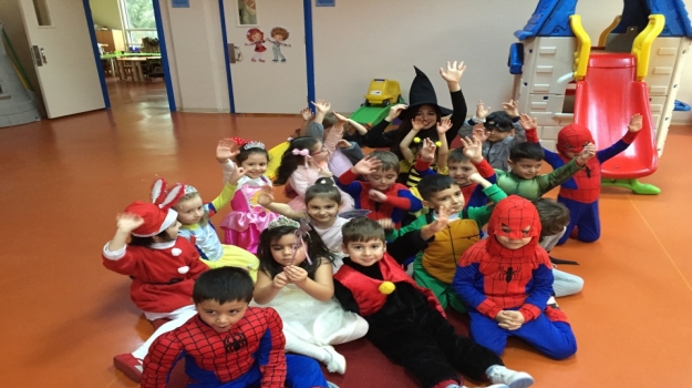 Güneşli Okyanus Koleji Okul Öncesi Öğrencileri Kostüm Partisi Yapıyor