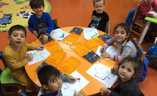 Güneşli Okyanus Koleji Okul Öncesi Yunuslar Grubu Sanat Etkinliğinde