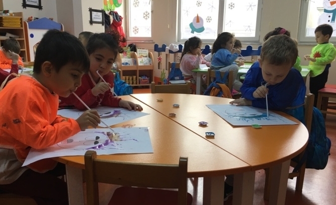 Güneşli Okyanus Koleji Okul Öncesi Yunuslar Grubu Sanat Etkinliğinde