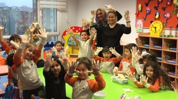Halkalı Okul Öncesi Ay  Grubu Aile Katılımı Etkinliğinde
