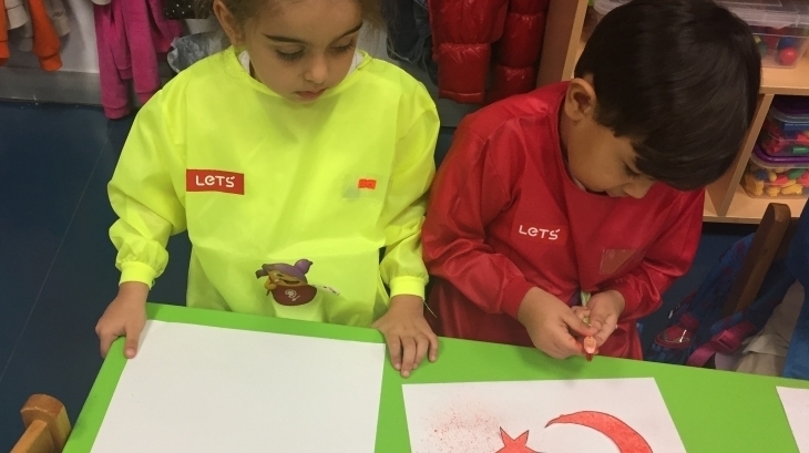 Halkalı Okul Öncesi  Ay Grubu Öğrencileri Sanat Etkinliğinde