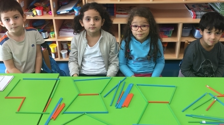 Halkalı Okul Öncesi Ay Grubu Öğrencileri Düşünce Becerileri Dersinde